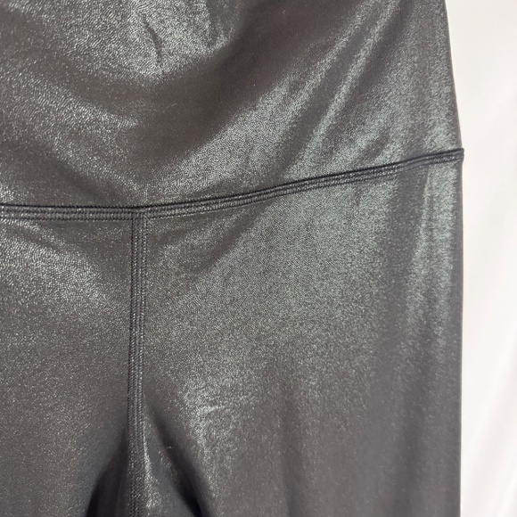 Lululemon Align High Rise Pant 25" Shine Radiate Foil Black Leggings Size 12 - Picture 2 of 5